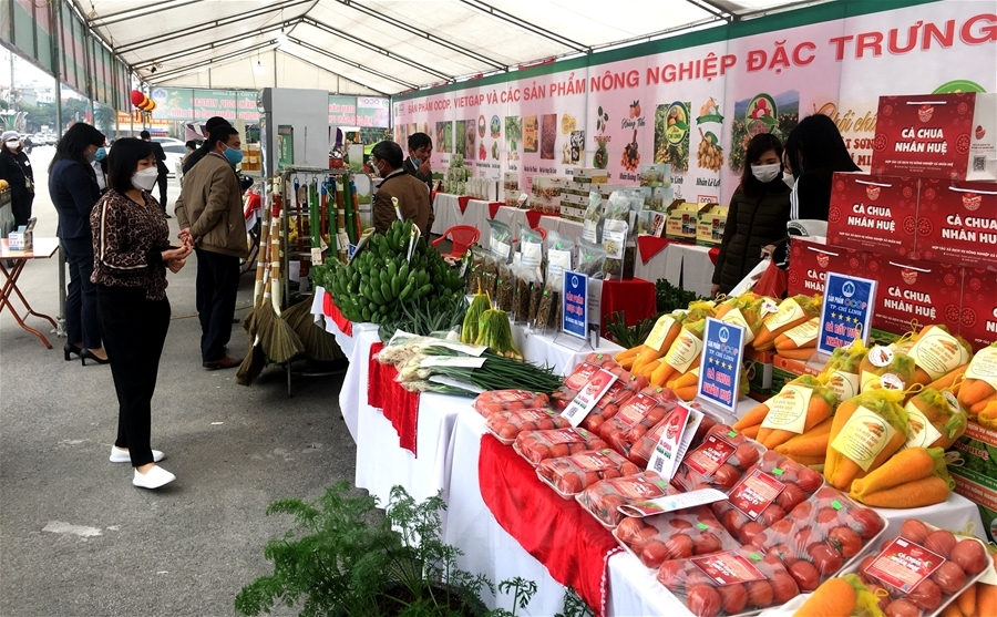 Chí Linh lần đầu tổ chức bán sản phẩm OCOP tại các chợ hoa xuân 